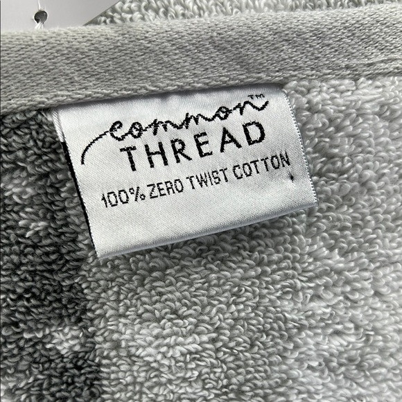 Common Thread Bath Towel Set Gray White Abstract Pattern 100% Cotton 2 pc NEW - Picture 8 of 9